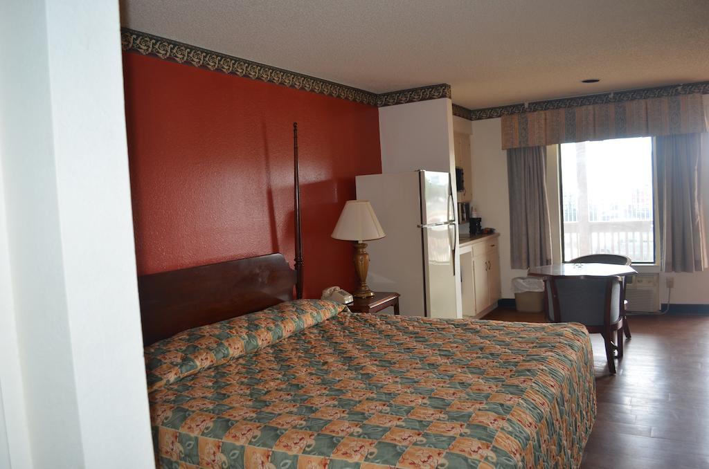 Granbury Inn And Suites ห้อง รูปภาพ